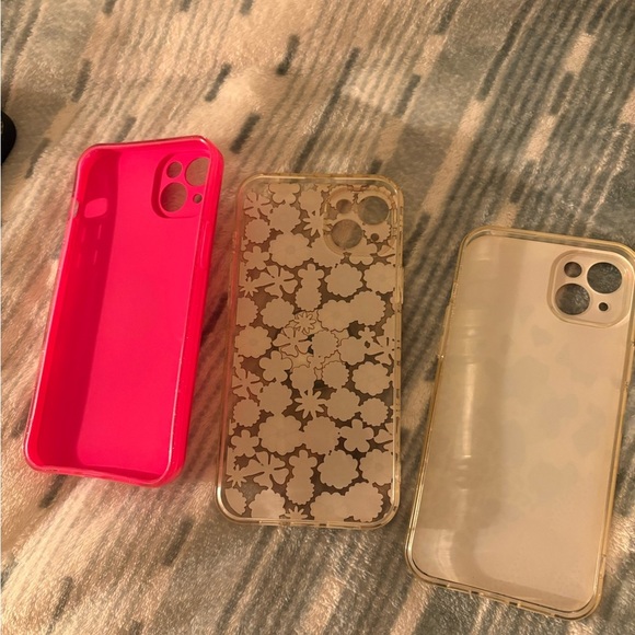 iPhone 14plus phone case lot with pop sockets - Picture 3 of 3